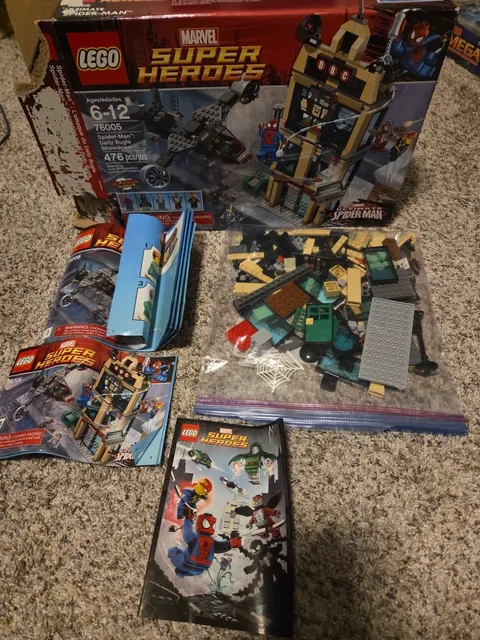 Box, Manual, Spare Parts: LEGO Marvel Super Heroes 76005 Daily Bugle Showdown