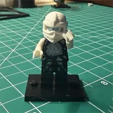 LEGO Minifigure Ninja White Hood/Helmet Mask Dark Blue Torso w Display Base