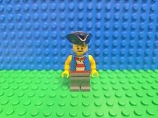 Lego Pirate Minifigure Triangle Hat Pirates 31109 pi186 CMF Lot Rare Retired HTF