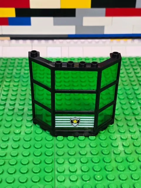 LEGO Police Window Bay 3x8x6 - Small Blemish