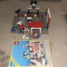 LEGO Classic Town Set 6381 Motor Speedway Near Complete Rare Retired Set Read