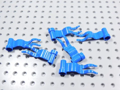 LEGO Lot of 6 Blue 4x1 Wavy Flags Accessory Minifig BJ