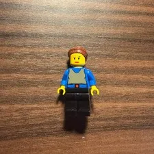 (READ DESC) LEGO Star Wars Padme Minifig (Yellow Head) sw0025