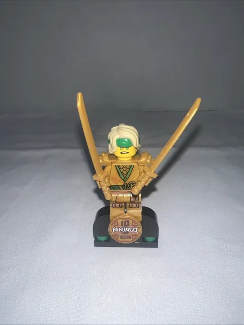 Lego Ninjago LLOYD 10th Anniversary Golden Ninja  71735