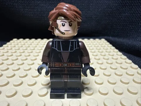 LEGO Star Wars Minifigure - Anakin Skywalker, Black Legs Headset 75214