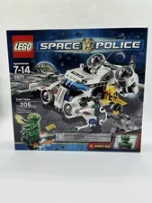LEGO 5971 Space Police Gold Heist BRAND NEW FACTORY SEALED 2009 205 Pieces