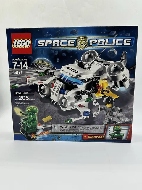 LEGO 5971 Space Police Gold Heist BRAND NEW FACTORY SEALED 2009 205 Pieces