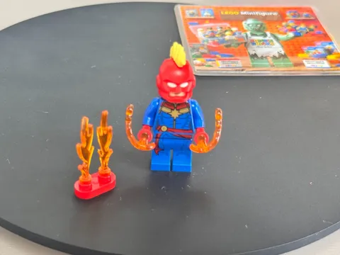 LEGO Captain Marvel Minifigure 76153 Super Heroes sh0641 CMF Lot Rare Retired 