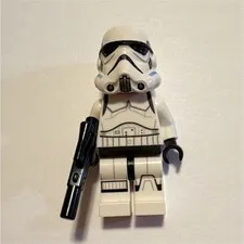 LEGO Star Wars Imperial Stormtrooper Minifigure w/ Helmet & Black Blaster 