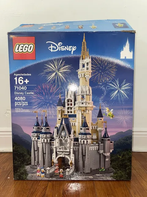 LEGO Disney Castle 71040 retired 2016 version BOX ONLY! RARE!