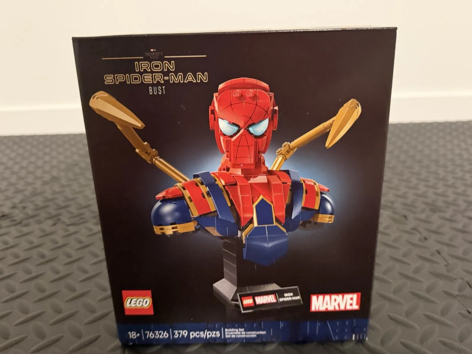 LEGO Marvel Spider-Man 76326 Iron Spider-Man Bust 379pc