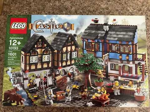 Lego Castle 10193 Medieval Market Village Brand New Sealed In Box Vintage
