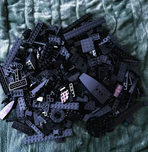 LEGO BLACK BRICK AND SPECIAL PEICES ONE POUND