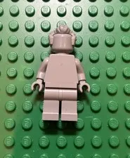 LEGO DC Super Heroes - Arkham Asylum Gray Statue Minifigure Batman Movie 70912