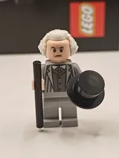 NEW LEGO Max Shreck Minifigure 76252 Batcave Shadow Box Batman Returns