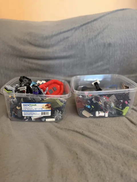Random Lego vehicle parts