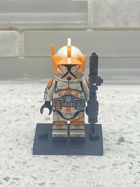 Custom P1 Commander Cody Clone Trooper Minifigure - Star Wars