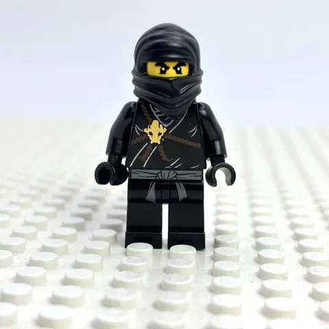Lego Ninjago The Golden Weapons Cole Minifigure njo0006