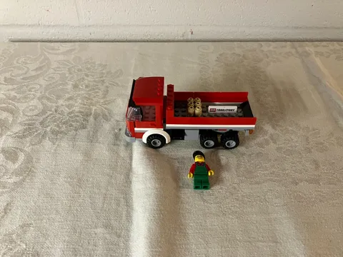 2011 LEGO 4645 Harbor (Truck with Driver Only) 100% Complete