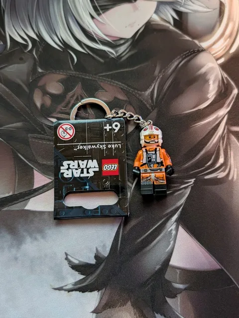 LEGO Star Wars Luke Skywalker Minifigure 854288 Keychain