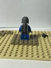 SW775 Lego Mandalorian Death Watch Warrior Minifigure with Weapons 