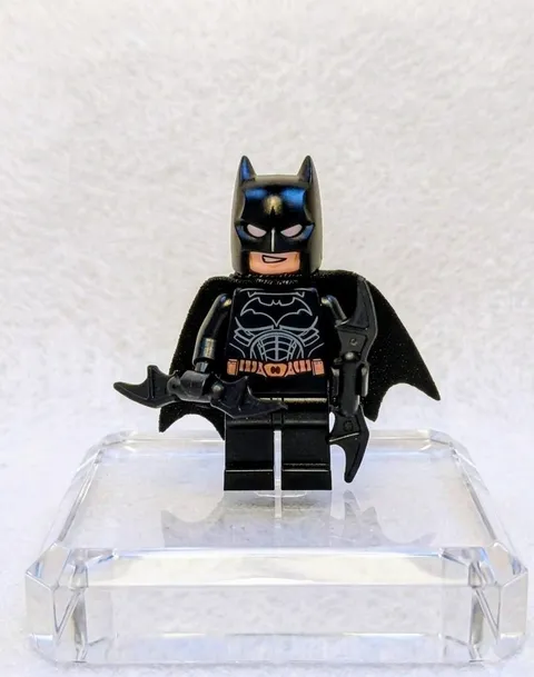 LEGO Batman Minifigure(sh013) Dark Knight Rises '14 Tumbler Set 76023. Complete.