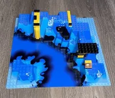 LEGO 32 X 32 Raised Baseplate Canyon With Blue Underwater Pattern 6024