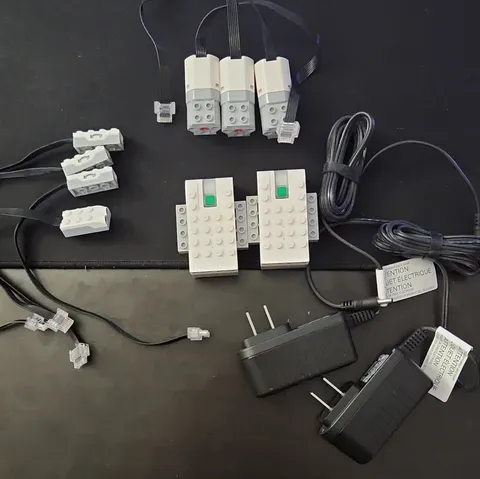 LEGO Education WeDo 2.0 Bricks, Motors and Sensors