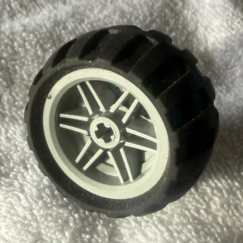 LEGO Wheel & Tire Bulk Lot - Black Tires w/ Yellow/Gray Wheels in Polybag