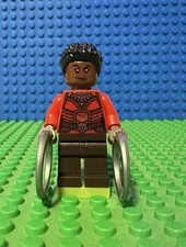 LEGO Marvel Nakia- Red Top