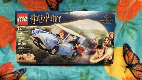 LEGO Harry Potter Flying Ford Anglia 76424 165 pcs Set Box 7+