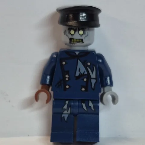 LEGO Monster Fighters Zombie Driver Minifigure 9467 Ghost Train 2012 Genuine 