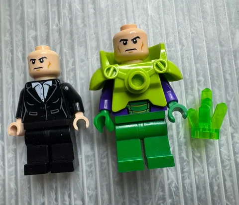 LEGO DC Lex Luthor MINIFIGURE LOT/2 10724 Battle Armor & 6862 Black Suit