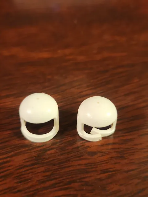 LEGO White Classic Space Helmet with Thin Chin Strap Vintage Lot Of 2 - 1 Broken
