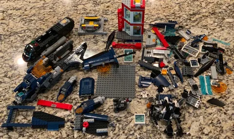 Lego Marvel Avengers & Super Heroes 76126 & 76162 Incomplete Sets Plus Extras