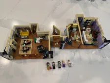 LEGO Friends Apartments 10292 LEGO Icons Set