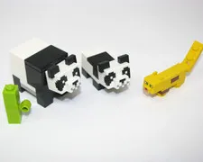 LEGO Minecraft 21158  Panda Ocelot, Yellow Minifigures Mama & Baby Pandas
