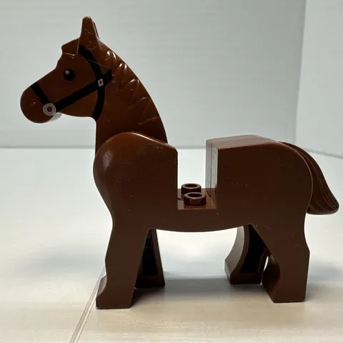Lego Castle Brown Horse Black Eyes Silver Pupil Black Bridle 4494  Moving Head
