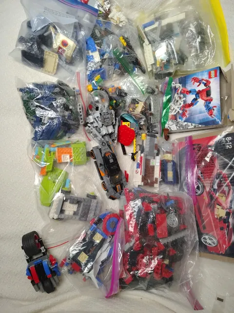 Huge Used Lego Lot Incomplete Sets 21108 8671 Ferrari 76114 Spider Crawler