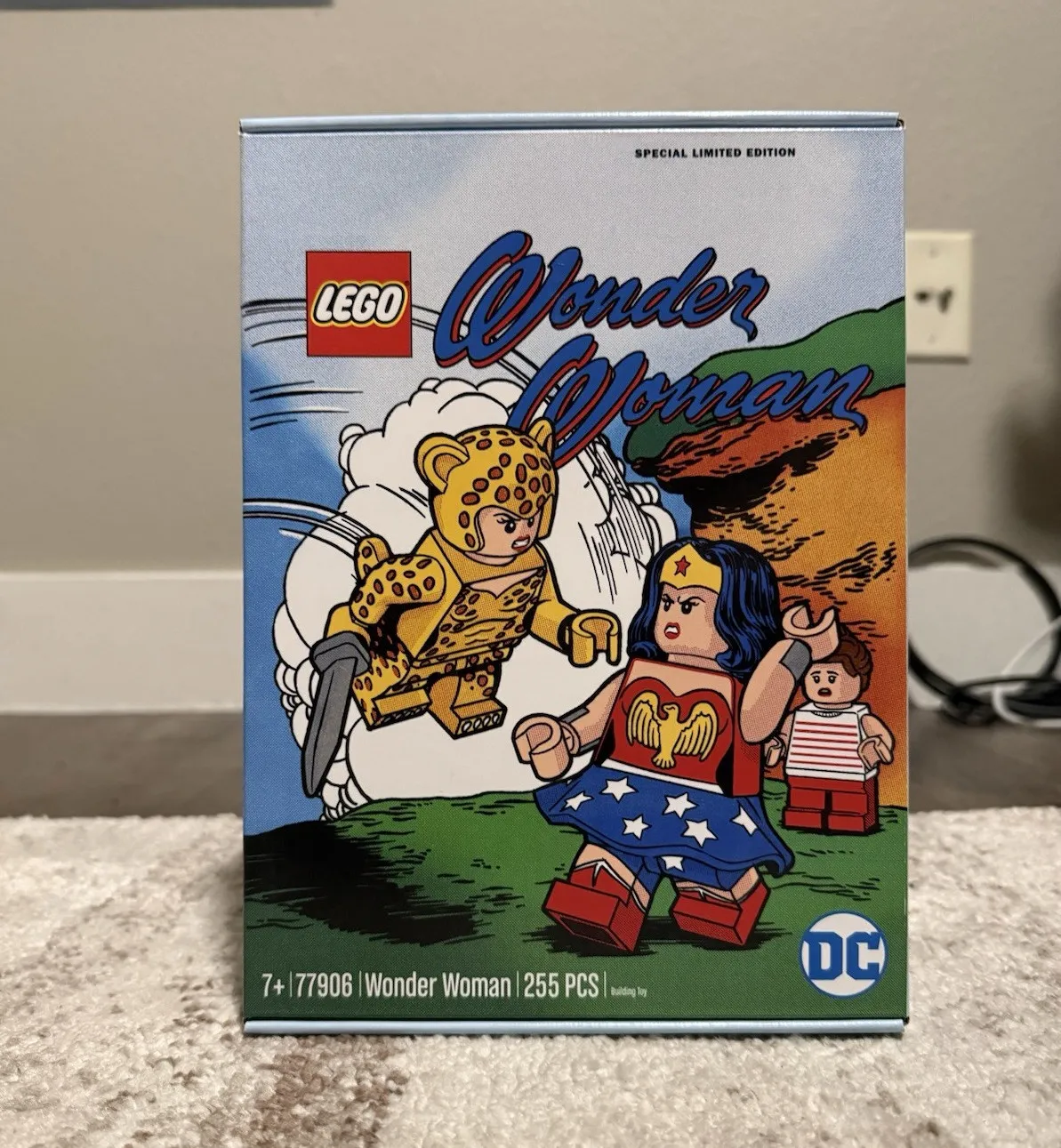 LEGO DC Wonder Woman 77906 255 pcs Special Limited Edition Set 2020 - SEALED