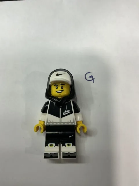 Lego Nike Air Max 95 Exclusive  Only Minifigure mini figure 43025 New Nike003