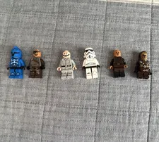 LEGO Minifigures Lot of 6 Mixed Assorted Figures Plastic Minifigure Set