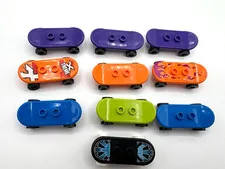 LEGO lot of 10 Skateboards city town  minifig sports accessories purple orange