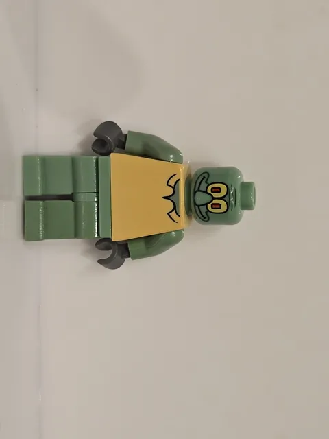LEGO SPONGEBOB SQUAREPANTS -- SQUIDWARD MINIFIGURE COMPLETE 3825 3827 BOB003