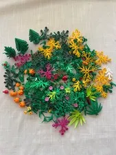LEGO 200+ Pieces Trees Plants Shrubs Leaves Bushes Flowers Foliage - Random Lot