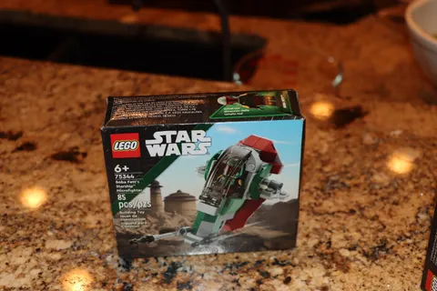 LEGO Star Wars: Boba Fett's Starship Microfighter (75344)