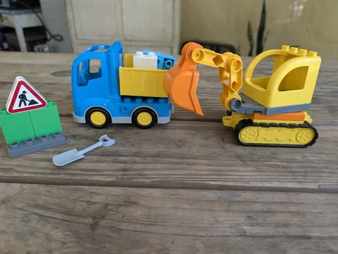 LEGO DUPLO Truck & Tracked Excavator 10812