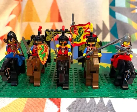 LEGO Minifigure Dragon Knight Horse Lot Set Bulk Sale