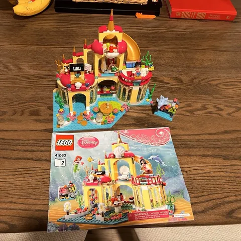 LEGO Disney Princess 41063 Ariel's Undersea Palace 379pcs w/ Instructions