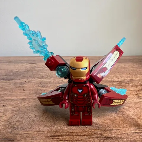 LEGO Iron Man Mark 50 Minifigure good condition READ DESCRIPTION